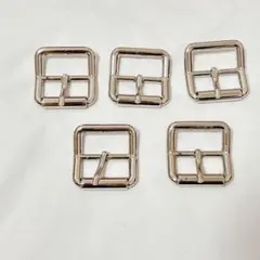 メタルローラーバックル 24 mm 正方形 シルバー 5個 センターバーバックル