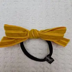 イエローベルベットヘアゴム