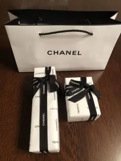 CHANEL 化粧水&ハンドクリーム(プレゼントラッピング&ショッパー紙袋付き)