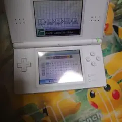 ジャンク。ニンテンドーDSライト本体ホワイト