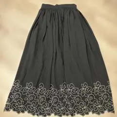 花　刺繍　ブラック フレアスカート 9AR
