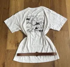 【KAWS】半袖Tシャツ セサミストリート コラボ アート キャラクター 白