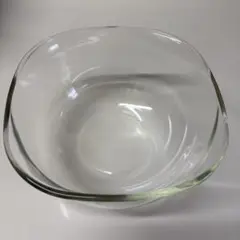 Item thumbnail for item ef91987e-5f83-4cb4-8cc8-e7fd2dabd6fc