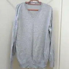 トップス GU 灰色