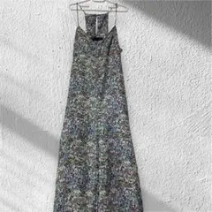 【美品】 ZARA サロペット 花柄 とろみ感 ザラ