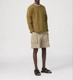 ユニクロU パラシュートカーゴショーツ　M ベージュ　美品