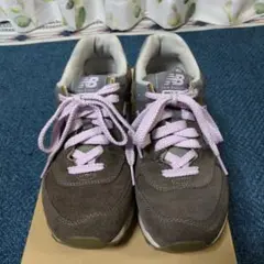 NewBalance レディース WL574 GVS スウェード 24