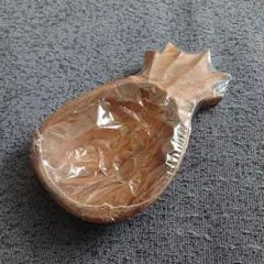 小物いれパイナップル型