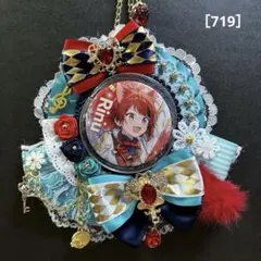 ［719］痛ロゼット　レッド　赤　ゴールド　苺チャーム　ロゼット