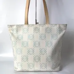 【美品】ロエベ アナグラム キャンバス トートバッグ 肩掛け・A4可能