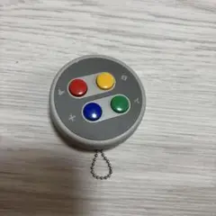 Nintendo コントローラー型キーホルダー