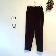 2500【GU】ストレッチテーパードパンツ(M)さらり　オフィス　万能