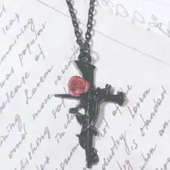 Black赤薔薇の杭十字 地雷ネックレス