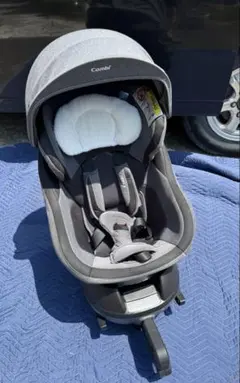 Combi チャイルドシート ISOFIX グレー　コンビ　CG-UIG
