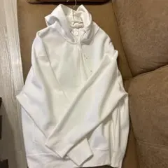 UNIQLO +Ｊ　パーカー