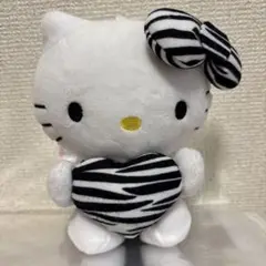 ハローキティ ゼブラ柄ハート ぬいぐるみ