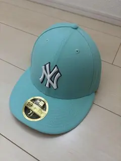NEWERA キャップ　ヤンキース　ティファニーブルー