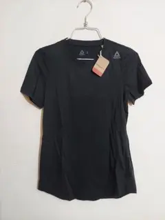 新品タグ付き　Reebokリーボック黒ＴシャツLサイズ　アディダスジャパン