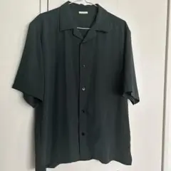 ダークグリーン半袖シャツ オープンカラー
