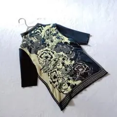 KN0118【トランク ヒロココシノ】ニット【38】花柄デザイン モックネック