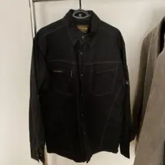 ブラック　綿　シャツ