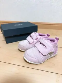 Item thumbnail for item 421aa8c8-6f64-4041-8465-d52f1b59b46e