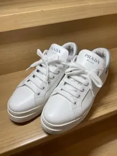 PRADA スニーカー