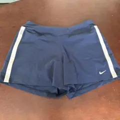 【Nike】ネイビー ショートパンツ