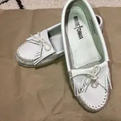 MINNETONKA ホワイト モカシン　値引きしました！！
