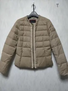 タトラス 別注 BREVA ノーカラー トゥモローランド ダウン 1