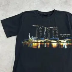 マリーナベイサンズの夜景　グラフィック　シンガポール　Tシャツ　古着　黒　M