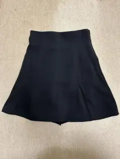 黒 フレアスカート ショートパンツ付き