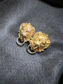 ピアス　ゴールド ⑤ ライオン