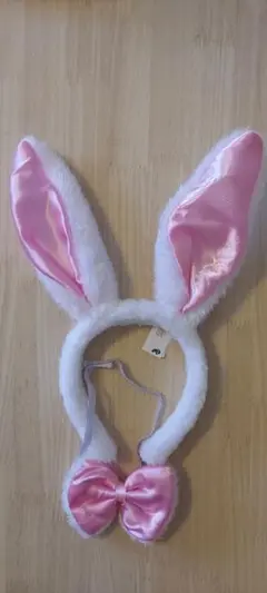 【フライングタイガー】うさぎのカチューシャ&蝶ネクタイ 子供用ハロウィン仮装に!