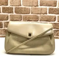 GIVENCHY ショルダーバック 4730