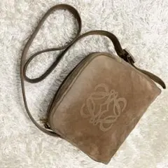 ✨美品✨ロエベ ショルダーバッグ レザー アナグラム スエード ポシェット