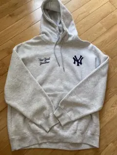 New York Yankees パーカー Lサイズ グレー