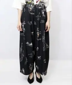 イズスカラー　is scolar 552254：数字と花蝶 総柄パンツ