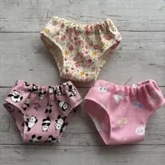 メルちゃんパンツ3枚組 小花柄(イエロー)パンダ柄.ちょうちょ柄(ピンク)