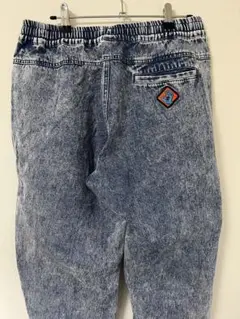 Item thumbnail for item cdb47a64-55a0-442a-b4d7-fb78f0fe853b