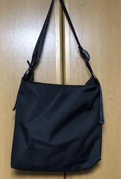 ノーティブ　カンテラ　ショルダーバッグ　ブラック