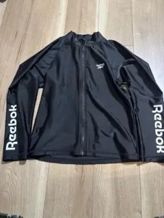 Reebok 黒 ジップアップジャケット