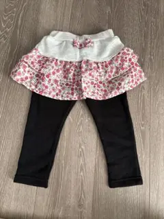 フリル付きスカートとレギンスセット