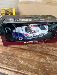 オートアート1/18 ダッチバイパーGTS-R とコルベットC5-R 2台セット AUTOart 1/18 ダッジ バイパー GTS-R コメモラティブ