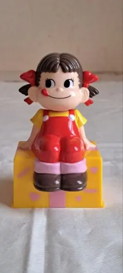 未使用品 ペコちゃん貯金箱