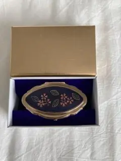 Item thumbnail for item eef4990c-8cf3-45cd-ad5e-f53dbcf181d6