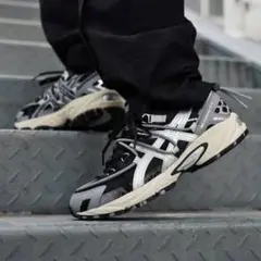 日本未発売　asics gel-kahana tr v2 スニーカー　アシックス