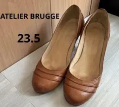 atelier brugge 5cmヒール ステッチラウンドパンプス キャメ