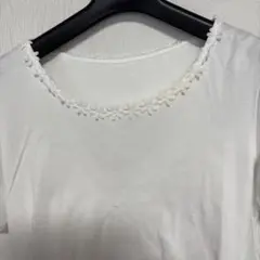 ギャラリービスコンティ　フラワー刺繍 パフスリーブ Tシャツ ホワイト
