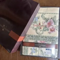 綿毛布　PIEENE VALENTIO ITALY 新品